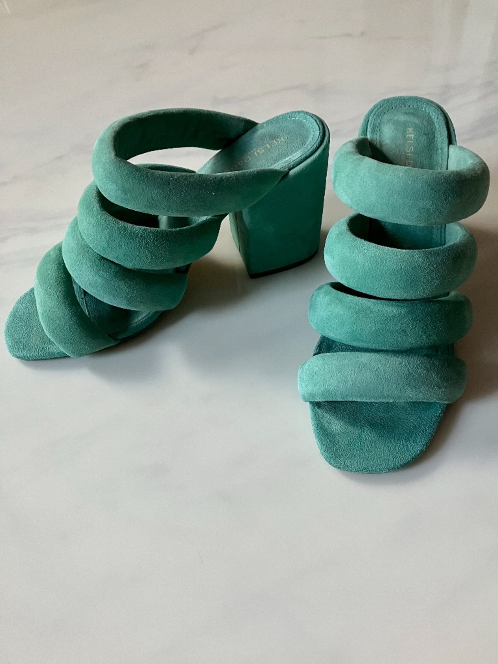 Kelsi Dagger Brooklyn Mell Suede Teal Turquoise COMFORTABLE Heels 9.5